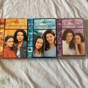 Seasons 1,2,3 of Gilmore girls on DVD!